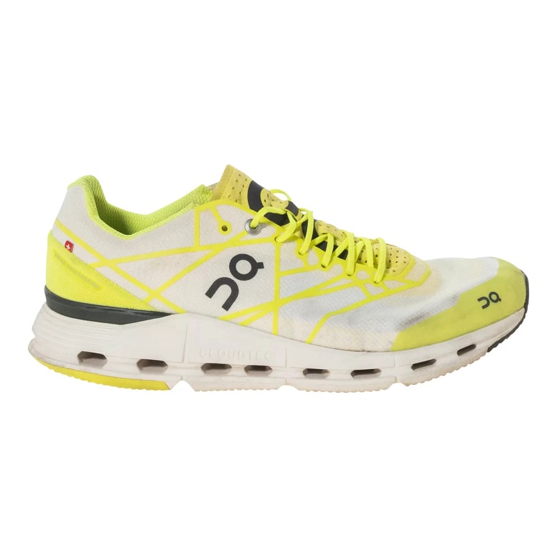 On Cloudnova Z5 Running Shoe