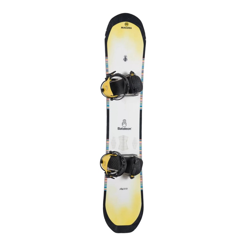 Bataleon Fun.Kink Snowboard w/ Bataleon Chaos Bindings